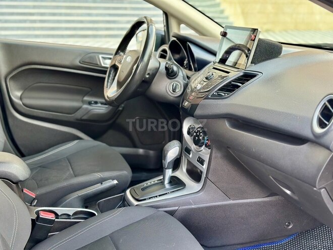 Ford Fiesta 2013, 158,940 km - 1.6 l - Sumqayıt