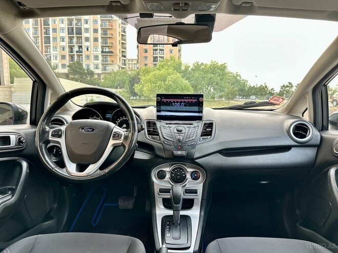 Ford Fiesta 2013, 158,940 km - 1.6 l - Sumqayıt