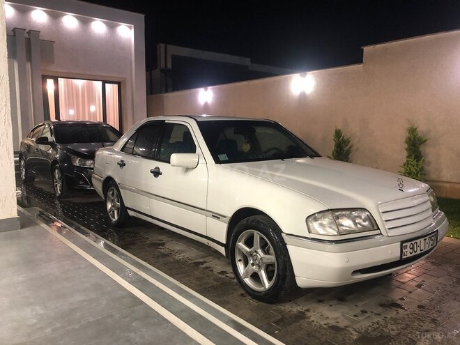 Mercedes C 200 1996, 398,000 km - 2.0 l - Bakı