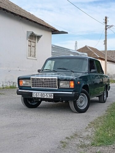 LADA (VAZ) 2107 2002, 22,000 km - 1.6 l - Ucar
