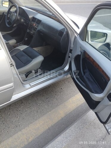 Mercedes C 230 1999, 290,000 km - 2.3 l - Bakı