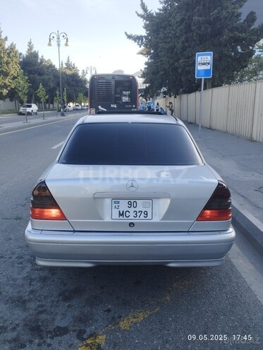 Mercedes C 230 1999, 290,000 km - 2.3 l - Bakı