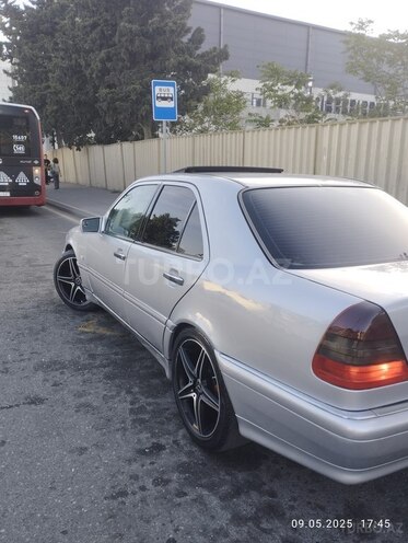 Mercedes C 230 1999, 290,000 km - 2.3 l - Bakı