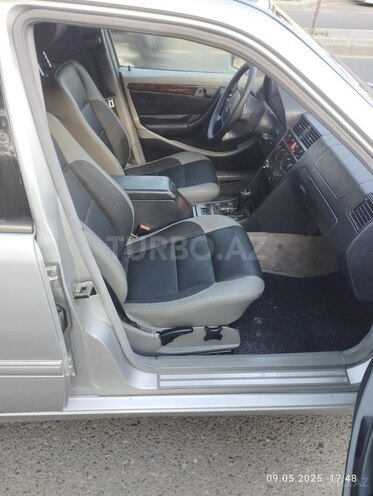 Mercedes C 230 1999, 290,000 km - 2.3 l - Bakı