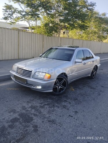 Mercedes C 230 1999, 290,000 km - 2.3 l - Bakı