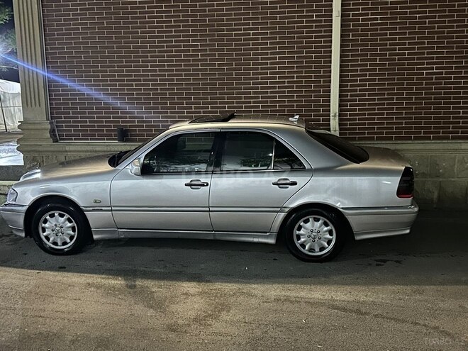 Mercedes C 220 d 1999, 444,444 km - 2.2 л - Bakı
