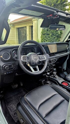 Jeep Wrangler-4