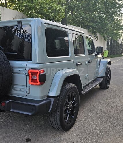 Jeep Wrangler-13