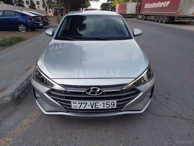 Hyundai Elantra 2019, 135,000 km - 2.0 l - Bakı