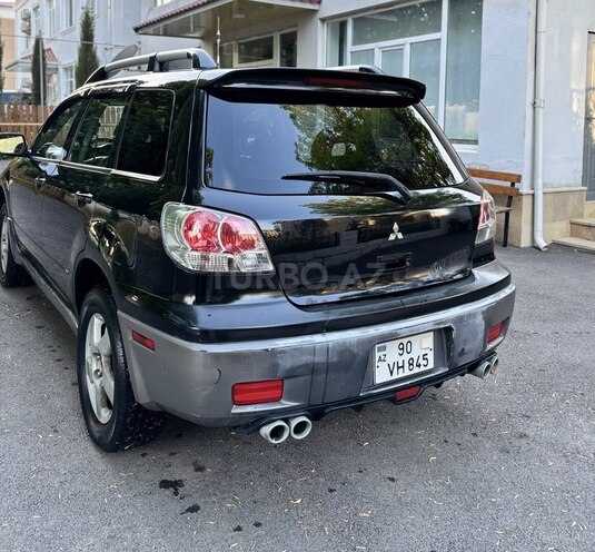 Mitsubishi Outlander 2003, 168,000 km - 2.4 l - Quba
