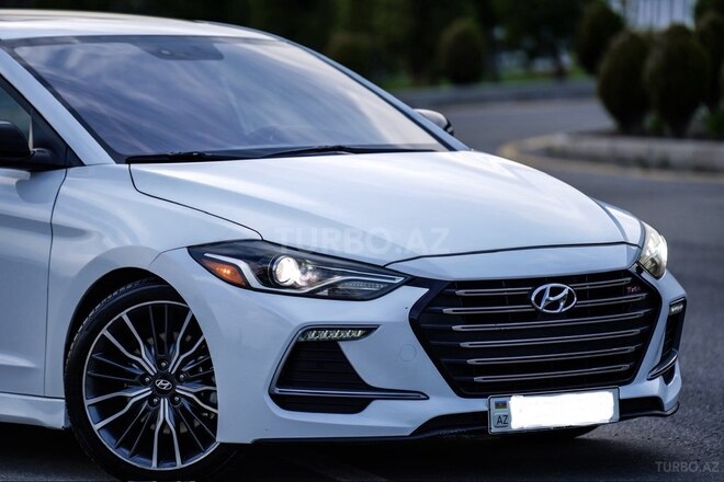 Hyundai Elantra 2018, 106,217 km - 1.6 l - Şəki