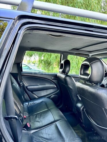 Mitsubishi Outlander 2003, 168,000 km - 2.4 l - Quba