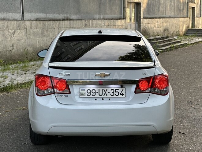 Chevrolet Cruze 2014, 240,000 km - 1.4 l - İsmayıllı