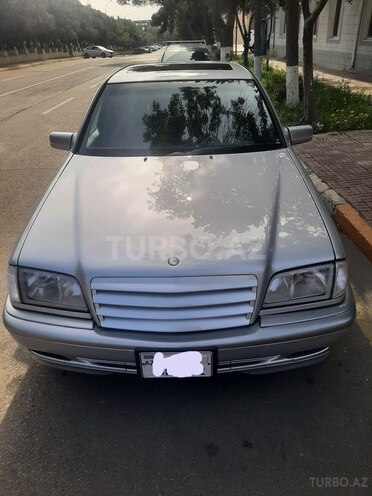 Mercedes C 200 2000, 210,000 km - 2.0 l - Bakı