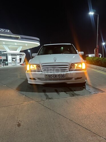 Mercedes C 230 1998, 270,000 km - 2.3 l - Bakı