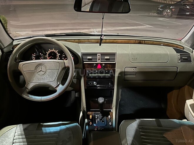 Mercedes C 230 1998, 270,000 km - 2.3 l - Bakı