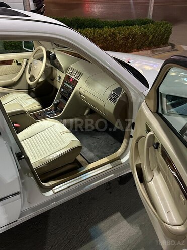 Mercedes C 230 1998, 270,000 km - 2.3 l - Bakı