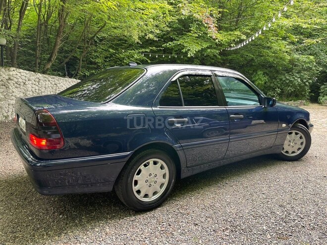 Mercedes C 220 d 1999, 263,000 km - 2.2 l - Bakı