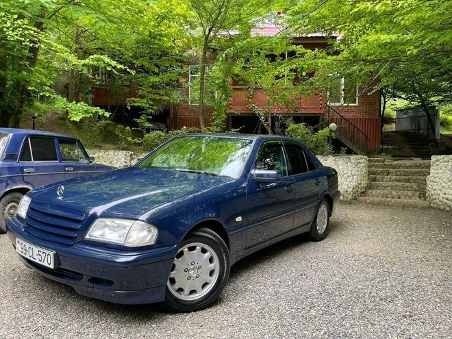 Mercedes C 220 d 1999, 263,000 km - 2.2 l - Bakı