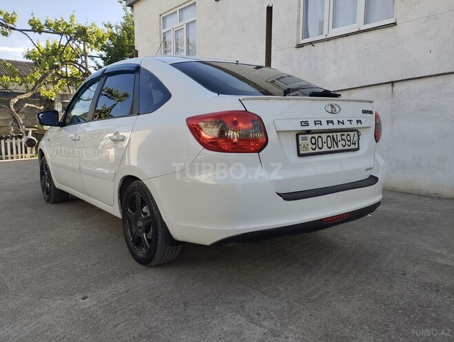 LADA (VAZ) Granta 2015, 175,099 km - 1.6 l - Qusar