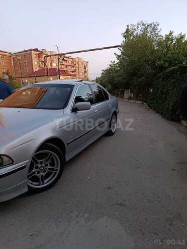 BMW 528 1999, 283,000 km - 2.8 l - Bakı