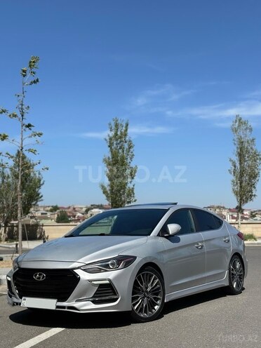 Hyundai Elantra 2018, 42,500 km - 1.6 l - Bakı