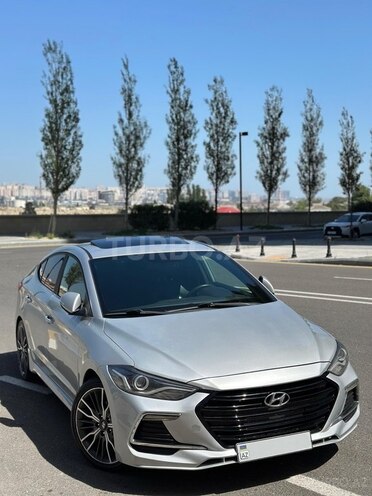Hyundai Elantra 2018, 42,500 km - 1.6 l - Bakı