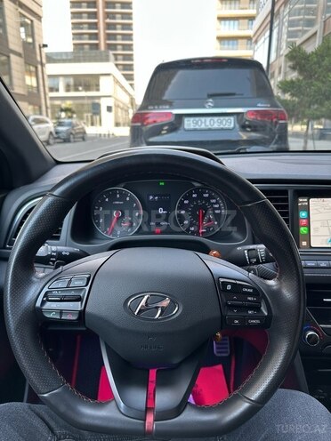 Hyundai Elantra 2018, 42,500 km - 1.6 l - Bakı