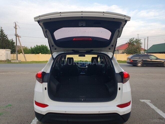 Hyundai Tucson 2015, 144,000 km - 1.7 l - Bakı