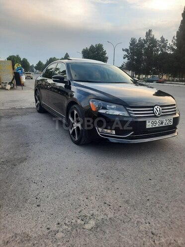 Volkswagen Passat 2014, 242,000 km - 1.8 l - Ağdaş