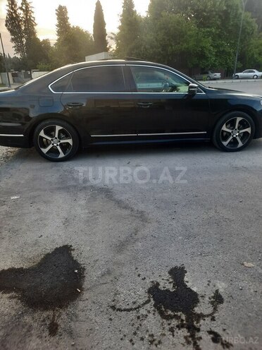 Volkswagen Passat 2014, 242,000 km - 1.8 l - Ağdaş