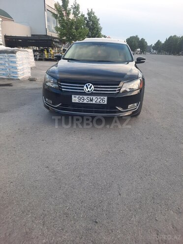 Volkswagen Passat 2014, 242,000 km - 1.8 l - Ağdaş