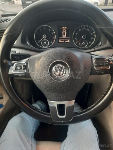 Volkswagen Passat 2014, 242,000 km - 1.8 l - Ağdaş
