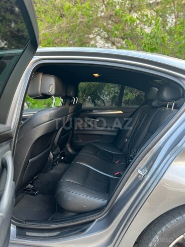 BMW 528 2013, 267,000 km - 2.0 l - Bakı