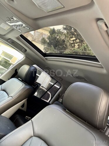 Toyota Land Cruiser-13