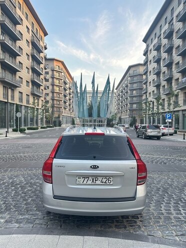 Kia Ceed 2010, 312,000 km - 1.6 л - Bakı