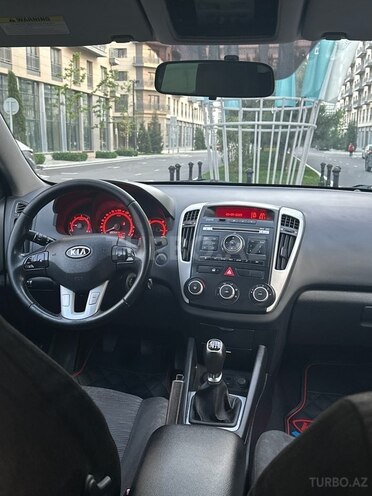 Kia Ceed 2010, 312,000 km - 1.6 л - Bakı