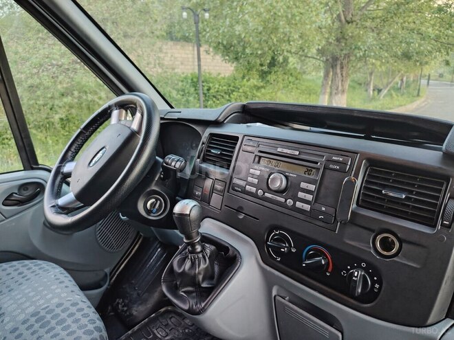 Ford Transit 2009, 275,000 km - 2.4 л - Bakı