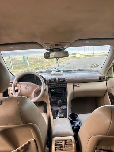 Mercedes C 240 2002, 318,000 km - 2.4 l - Sumqayıt