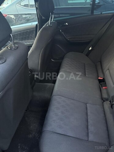 Mercedes C 200 2002, 536,000 km - 2.0 l - Bakı