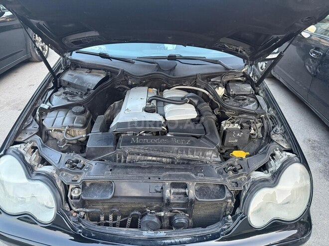 Mercedes C 200 2002, 536,000 km - 2.0 l - Bakı