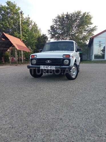 LADA (VAZ) Niva 2005, 300,000 km - 1.7 l - Salyan