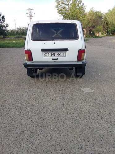 LADA (VAZ) Niva 2005, 300,000 km - 1.7 l - Salyan