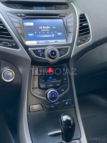 Hyundai Elantra 2015, 190,000 km - 1.8 l - Bakı