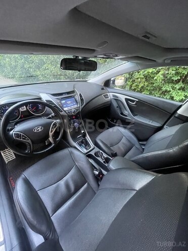 Hyundai Elantra 2015, 190,000 km - 1.8 l - Bakı