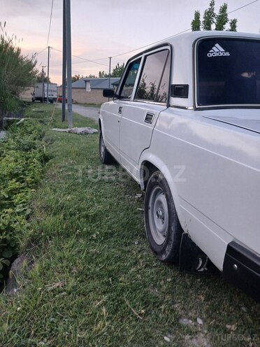 LADA (VAZ) 2107 2003, 98,000 km - 1.6 л - Ucar