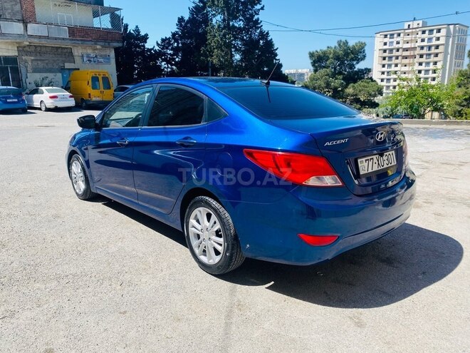 Hyundai Accent 2015, 204,000 km - 1.6 l - Bakı