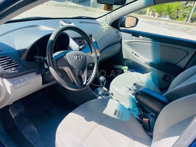 Hyundai Accent 2015, 204,000 km - 1.6 l - Bakı