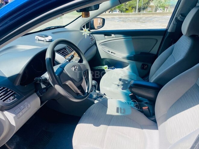 Hyundai Accent 2015, 204,000 km - 1.6 l - Bakı