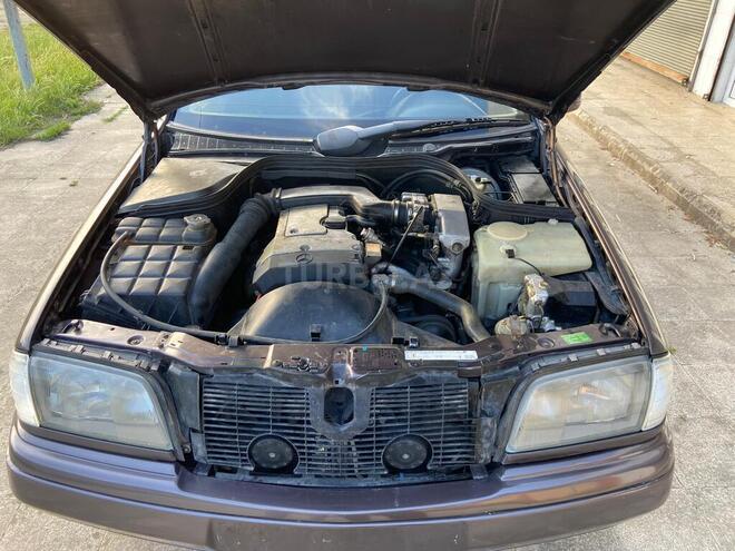Mercedes C 180 1994, 300,000 km - 1.8 л - Lənkəran